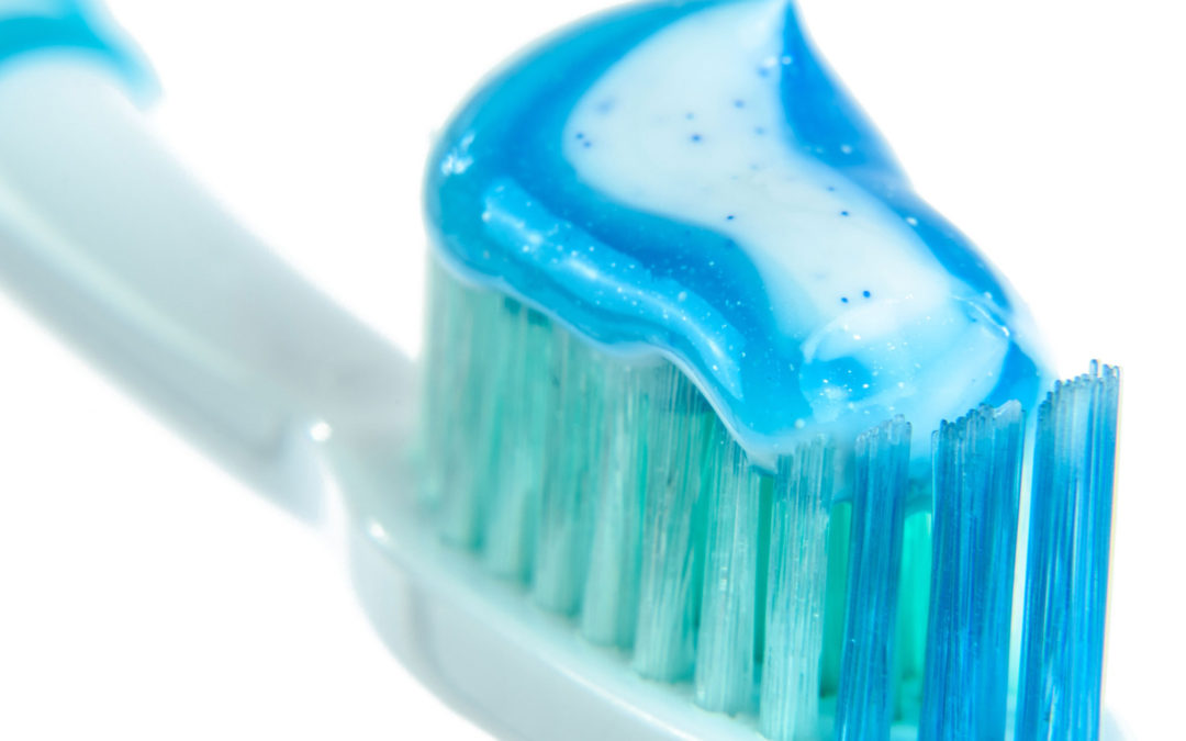 If you don’t brush your teeth twice a day, you’re more likely to develop heart disease, study finds